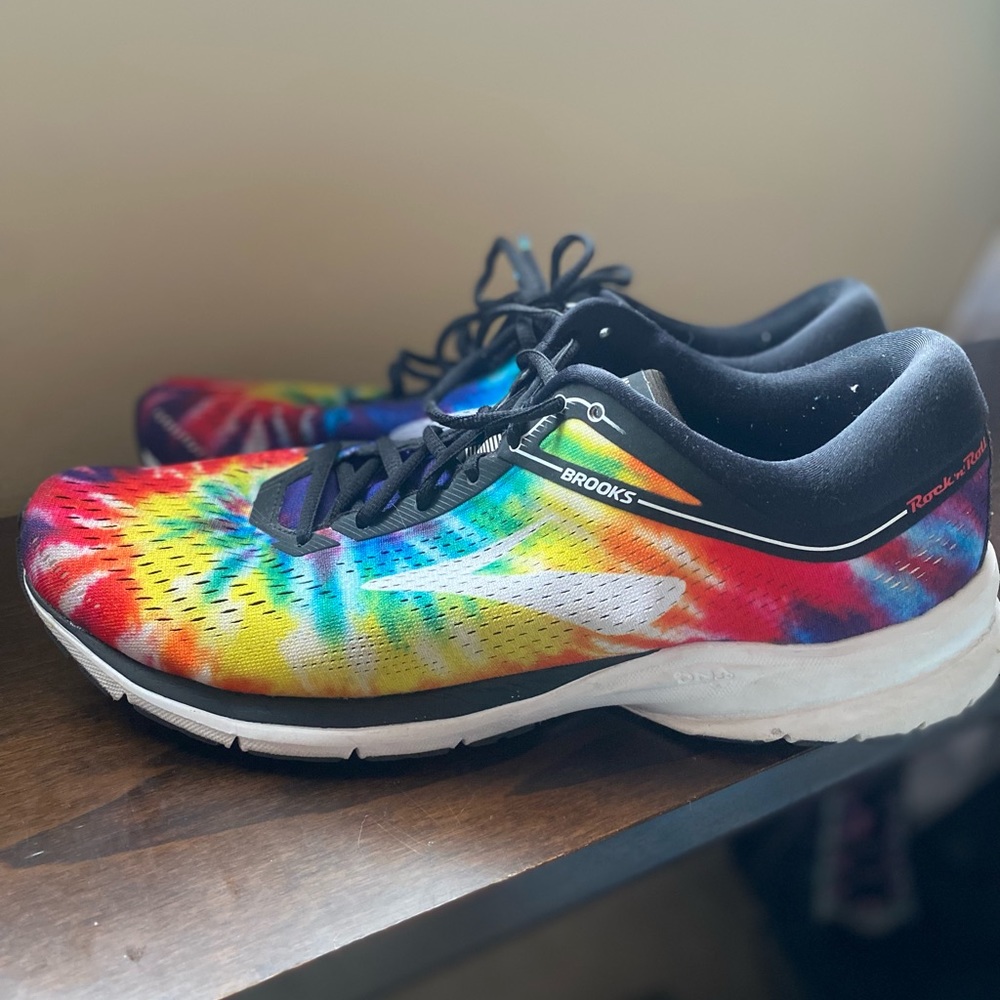 Brooks Launch 5 Rock and Roll Limited Edition tie-dye shoes sz 13